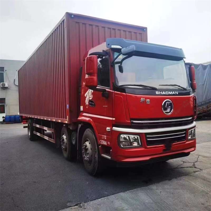 通化市岳普湖县：物流专线的高效货运之旅